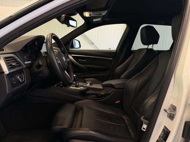 BMW 3-SERIE Touring 320i M Sport Edition | Pano | Harman / Kardon | Leder | Head-Up | Achteruitrijcamera |