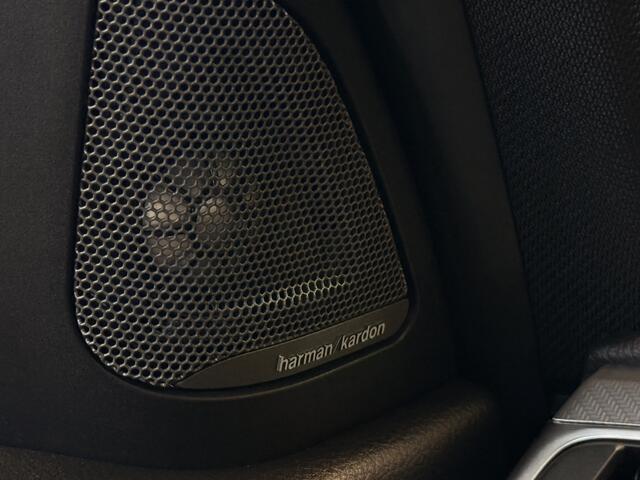 BMW 3-SERIE Touring 320i M Sport Edition | Pano | Harman / Kardon | Leder | Head-Up | Achteruitrijcamera |