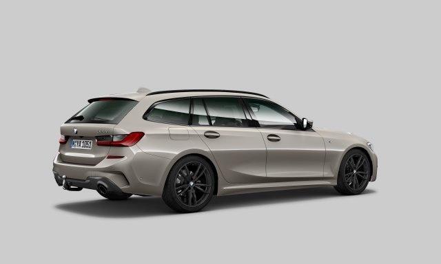 BMW 3-SERIE Touring 320i M-Sport | Panoramadak | Harman Kardon | Elektr. Trekhaak