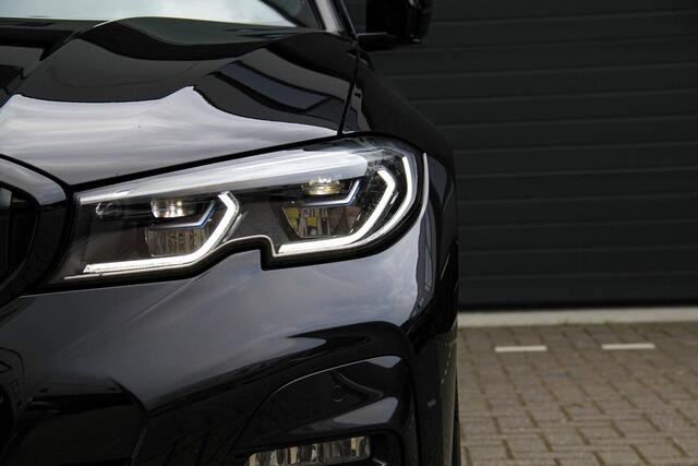 BMW 3-SERIE 320e M sport plus | Vol in de opties | Pano | M leder | Laserlight | 2022 | NL Auto | BTW