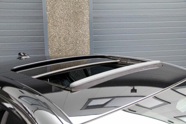 BMW 3-SERIE 320e M sport plus | Vol in de opties | Pano | M leder | Laserlight | 2022 | NL Auto | BTW