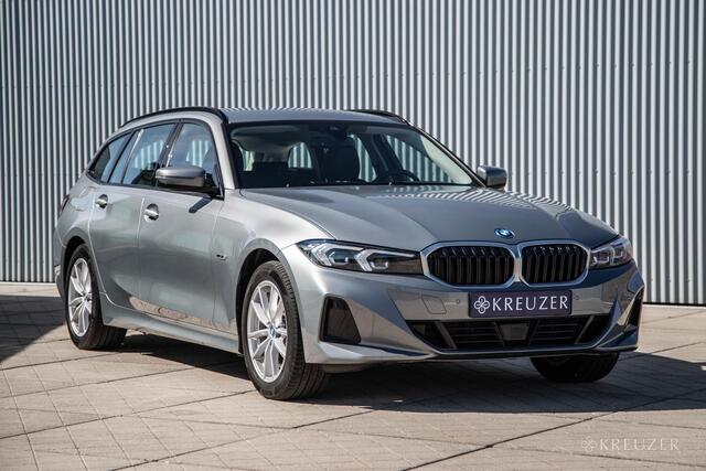 BMW 3-SERIE Touring 330e xDrive | Facelift | Driving Assistant | ACC | Elek. Trekhaak | Sportstoelen