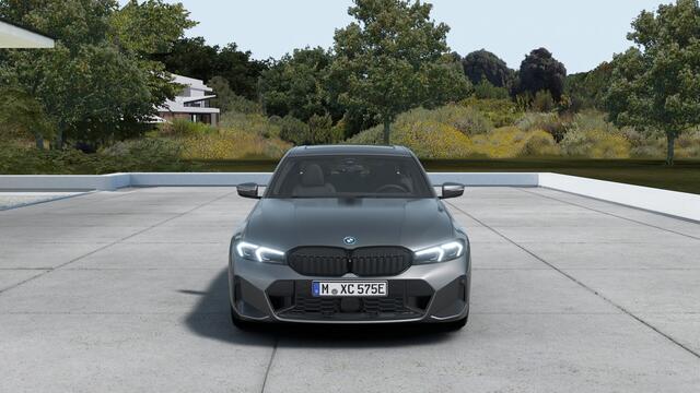 BMW 3-SERIE 330e M Sport Automaat / Schuif-kanteldak / Sportstoelen / Adaptieve LED / Comfort Access / Parking Assistant Plus / Stuurverwarming