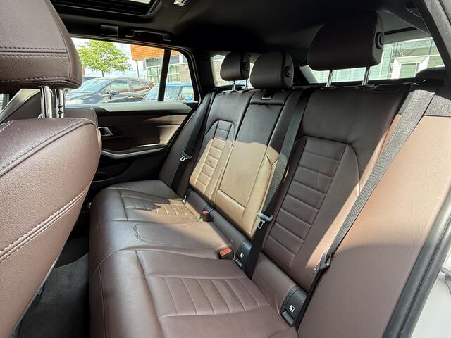 BMW 3-SERIE Touring BWJ 2022 320e 204 PK Business Edition Plus NIEUW BINNEN!!