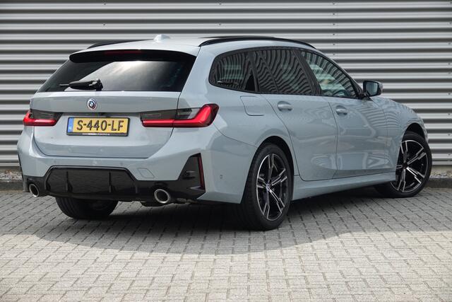 BMW 3-SERIE Touring 330e xDrive M-Sport | Panoramadak | HUD | Facelift | Camera |