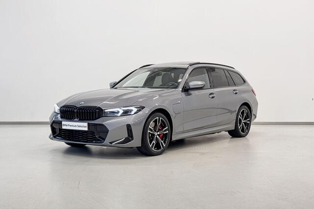 BMW 3-SERIE Touring 330e