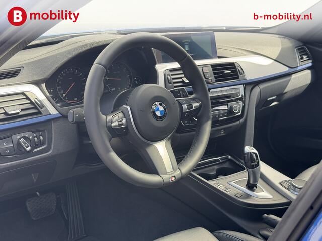 BMW 3-SERIE Touring 318i High Executive M-Sport Apple CarPlay Panoramadak | Hifi | DAB | Leer | LED Koplampen