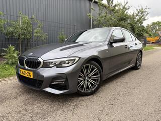 bmw-3-serie-318i-high-executive---a