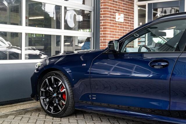 BMW 3-SERIE M340i xDrive Touring M Sport Pro | Panorama | Driving Ass. Prof. | Harman/Kardon | Memory | 360 Camera | Trekhaak |