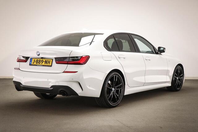 BMW 3-SERIE 318i M-Sport Executive Edition | AUDIO MEDIA- PACK | DRAADLOZE LADER | DAB | APPLE | CAMERA | 19"