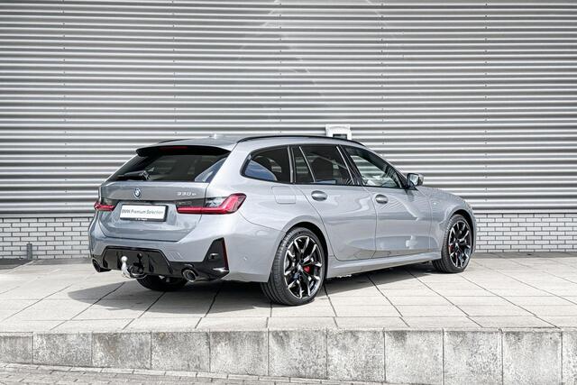BMW 3-SERIE Touring 330e Selections