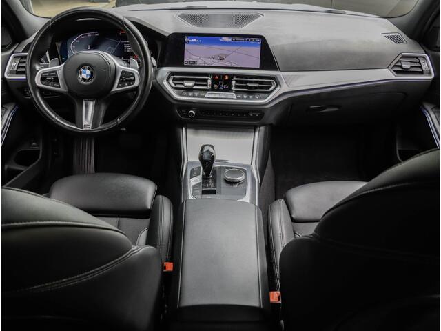 BMW 3-SERIE Touring 330i M Sport High Executive Trekhaak elek.
