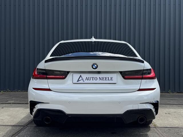 BMW 3-SERIE 330e M Sport 292 pk PANO, Stuurverw, Elektr Zetels