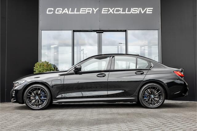 BMW 3-SERIE 330e High Executive - M Sport | Origineel NL | Stoelverwarming | Cruise Control | 18" Inch