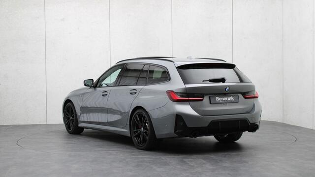 BMW 3-SERIE Touring 330i M-Sport Pro | Harman/Kardon | Panoramadak | Standkachel | Head-Up | Trekhaak | Carbon