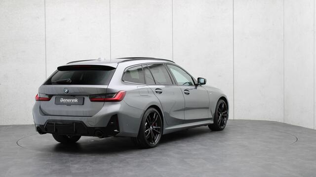 BMW 3-SERIE Touring 330i M-Sport Pro | Harman/Kardon | Panoramadak | Standkachel | Head-Up | Trekhaak | Carbon