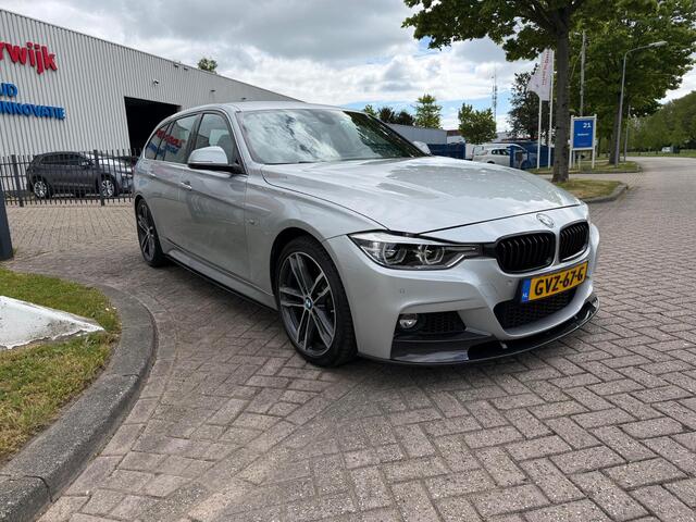 BMW 3-SERIE Touring 325d M Sport NAVI/KEYLESS/HARMAN/KARDON