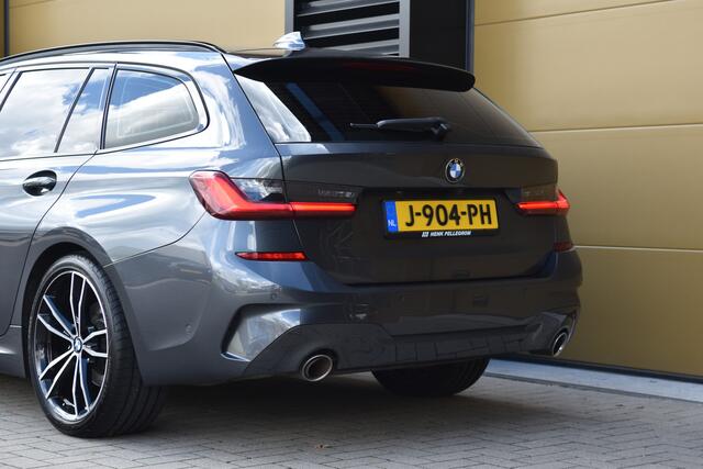 BMW 3-SERIE Touring 320i High Executive * M-Sport * M-Sportonderstel * Comforttoegang * Sfeerverlichting *