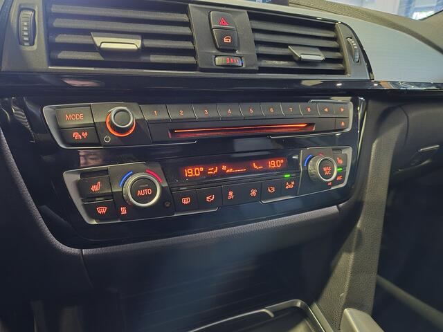 BMW 3-SERIE Touring 318i M Sport Edition Volleder | Navi | Clima | Cruise
