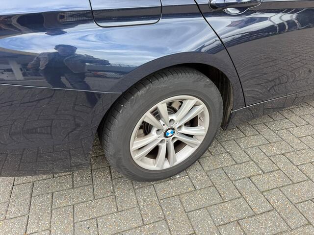 BMW 3-SERIE 320i Corporate Lease High Executive, ORGINEEL NEDERLANDSE AUTO , BOEKJES,NAP EN ONDERHOUDSHISTORIE