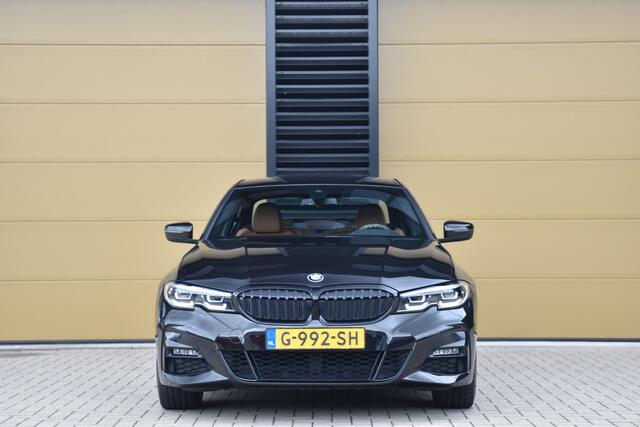 BMW 3-SERIE 330e eDrive Edition * M-Pakket * SOH 95% * Head-up * Sfeerverlichting * Hifi * Stuurverwarming *