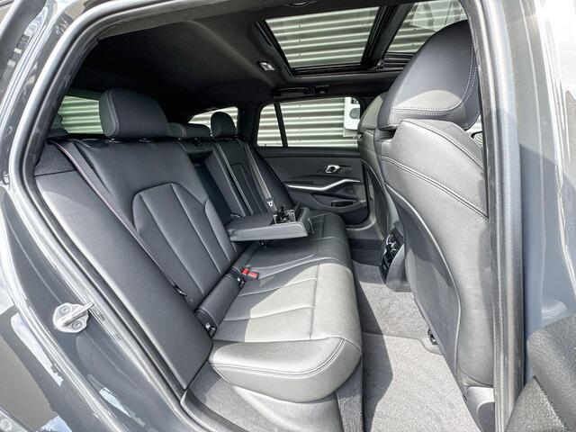 BMW 3-SERIE Touring 330e