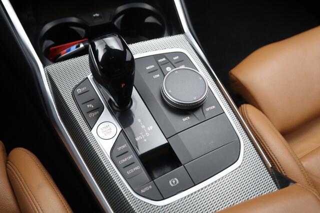 BMW 3-SERIE 318i High Executive Automaat, Kuipstoelen, Head-Up, Memory, LED, Adap. Cruise Control