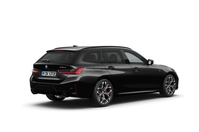 BMW 3-SERIE Touring 330e M Sport Edition | M Sportpakket Pro | Comfort Pack