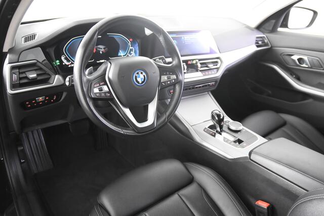 BMW 3-SERIE 320e Touring *1ste Eigenaar*Leer*Stoelverwarming*PDC*