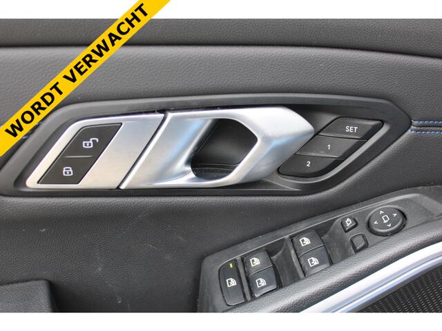 BMW 3-SERIE Touring 330e High Executive M-SPORT PANORAMADAK MEMORY KEY-LESS CAMERA CARPLAY