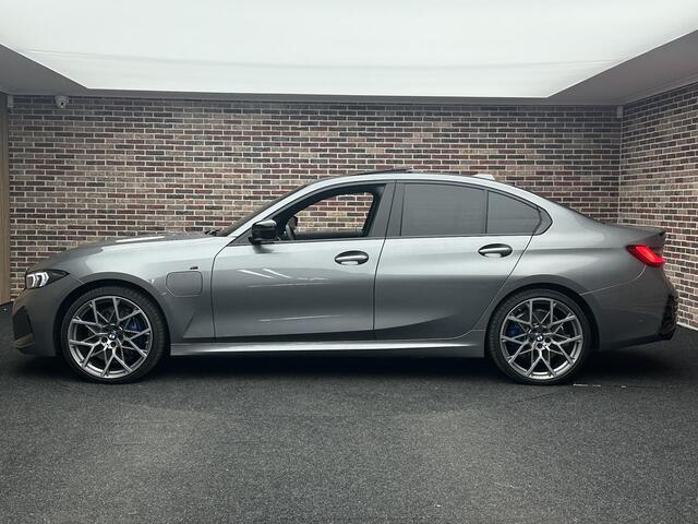 BMW 3-SERIE 330e M Performance Sport H/K Memory Dak Camera Led