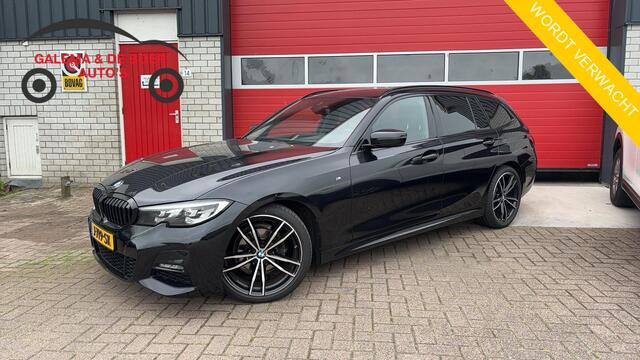 BMW 3-SERIE Touring 318i Executive Edition M-SPORT / BLACK OPTIC / CARPLAY / FULL LED / NAVI / VIRTUAL / NAVI / DAB+ / CLIMA / PDC / NL-AUTO