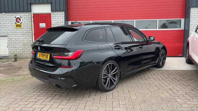 BMW 3-SERIE Touring 318i Executive Edition M-SPORT / BLACK OPTIC / CARPLAY / FULL LED / NAVI / VIRTUAL / NAVI / DAB+ / CLIMA / PDC / NL-AUTO