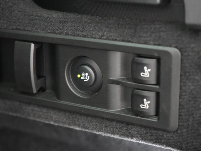 BMW 3-SERIE Touring 330e Sportline PHEV 293pk Dealer O.H. | Dravitgrau | Trekhaak Af Fabriek | Adaptive Cruise | Laser LED | Head Up | Adaptief Onderstel | Camera | Sportstoelen Verwarmd | Sfeerverlichting | Keyless | Blis | Apple Carplay | 19"L.M | Plug In Hybrid |