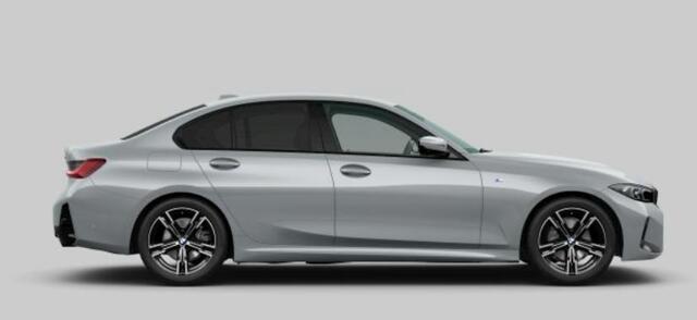 BMW 3-SERIE 330e M Sport Edition Active Cruise Control - Elektrisch verstelbare/verwarmde voorstoelen - Head up - Sportstoelen - Parking Assistant Plus - Extra getint glas - Comfort Access - Elektrische achterklep -