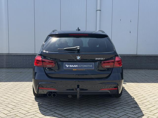 BMW 3-SERIE Touring 320i Edition M Sport Shadow High Executive | Pano | Navi prof. | Individual kleur |