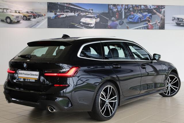BMW 3-SERIE Touring 318i High Executive | M sportpakket | Parking Pack | Glazen panoramadak | Parking Assistant | Lentevoordeel