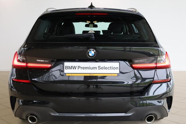 BMW 3-SERIE Touring 318i High Executive | M sportpakket | Parking Pack | Glazen panoramadak | Parking Assistant | Lentevoordeel