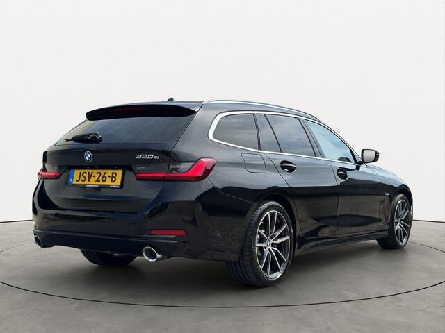 BMW 3-SERIE Touring 320e 204PK Sport-Line *FACELIFT* Camera Keyless