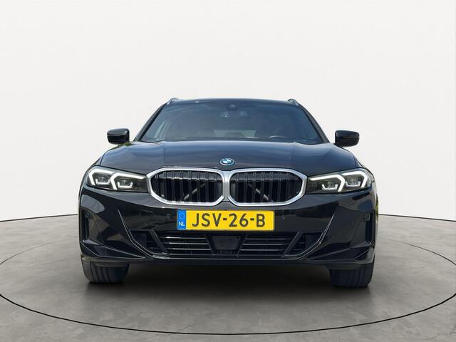 BMW 3-SERIE Touring 320e 204PK Sport-Line *FACELIFT* Camera Keyless