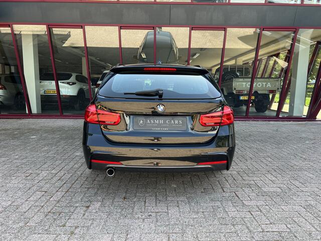 BMW 3-SERIE Touring 318i Executive | M-Sport Edition | LED | Alcantara | Cruise | Airco | Stoelverw. |