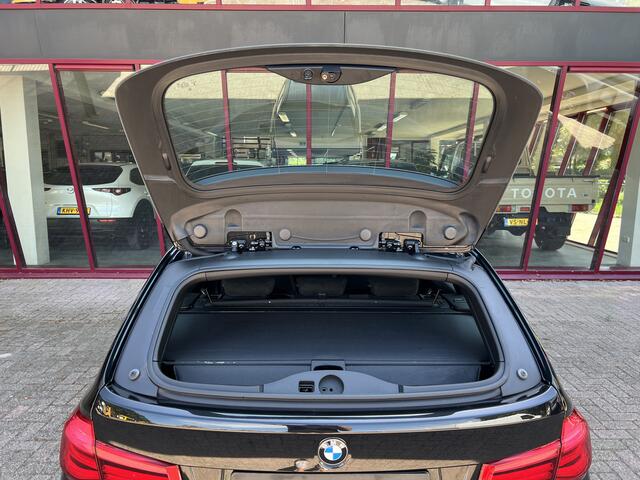 BMW 3-SERIE Touring 318i Executive | M-Sport Edition | LED | Alcantara | Cruise | Airco | Stoelverw. |