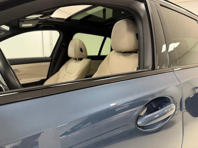 BMW 3-SERIE Touring 330e M-Sport Pro | Arctic Race Blue | Sport Pro Package | Harman/Kardon