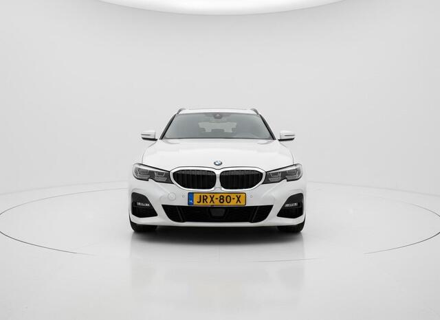 BMW 3-SERIE Touring 330e M sport ACC Trekhaak