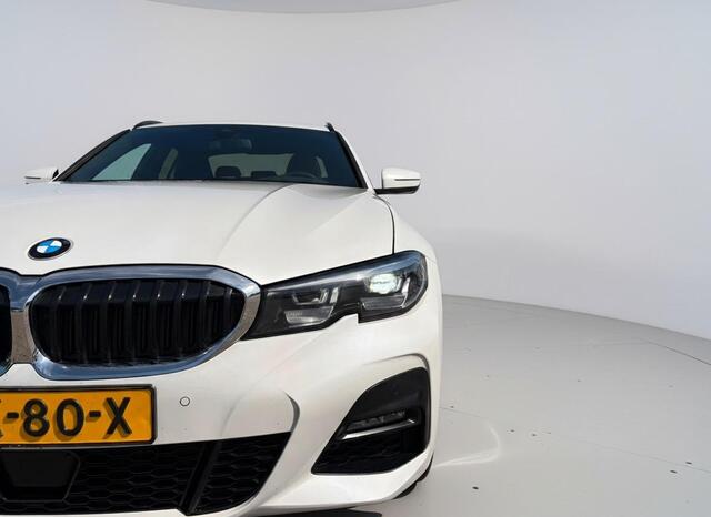 BMW 3-SERIE Touring 330e M sport ACC Trekhaak