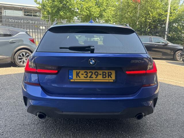 BMW 3-SERIE Touring 330e Business Edition Plus // M-SPORT // PANO // LED // CRUISE // HARMAN/KARDON // STOEL & STUURWIELVERWARMING // TREKHAAK //