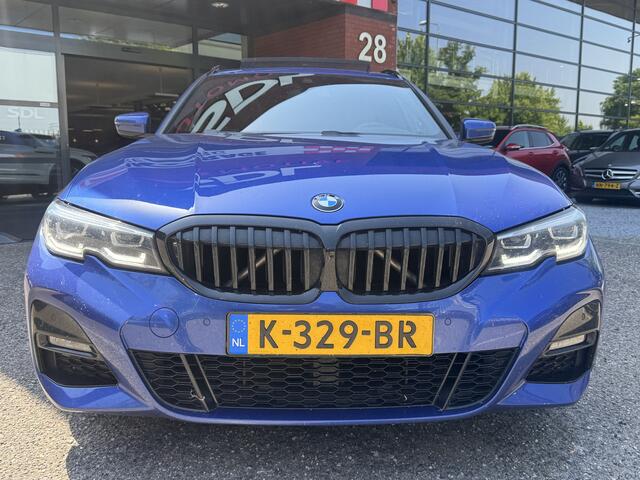 BMW 3-SERIE Touring 330e Business Edition Plus // M-SPORT // PANO // LED // CRUISE // HARMAN/KARDON // STOEL & STUURWIELVERWARMING // TREKHAAK //