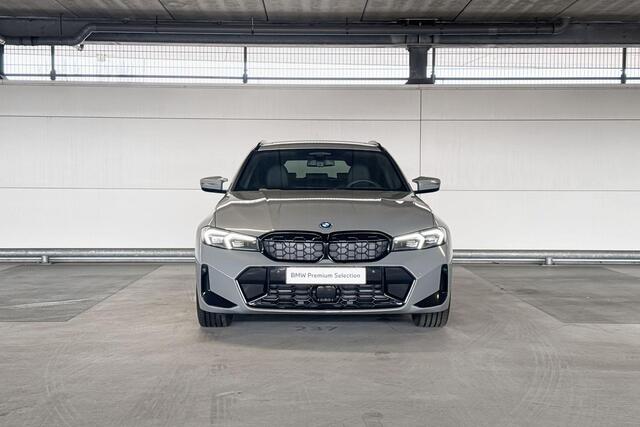 BMW 3-SERIE Touring 330e M-Sport Pro