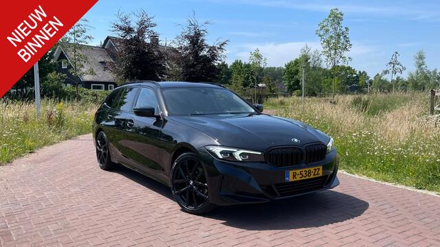 BMW 3-SERIE Touring 318i Facelift model | Sportstoelen | 19 Inch | NL-Auto |