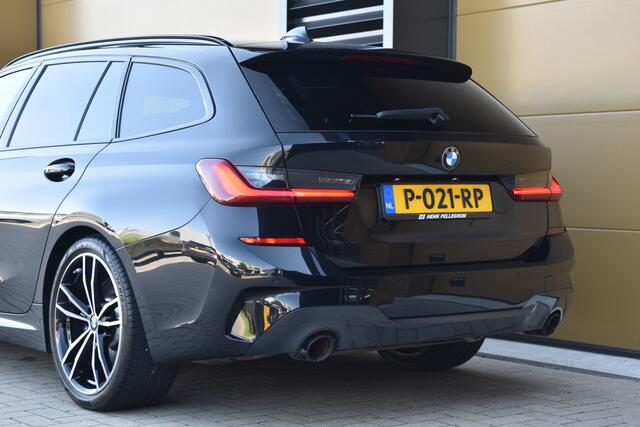 BMW 3-SERIE Touring 320i Edition Plus * M-Pakket * Trekhaak * Hifi * Leder * Privacy Glas *